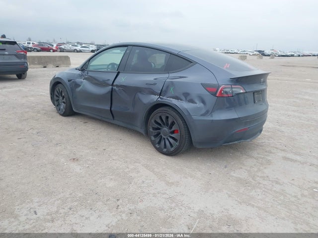2022 TESLA MODEL Y 7SAYGDEF0NF379659 Photo 2