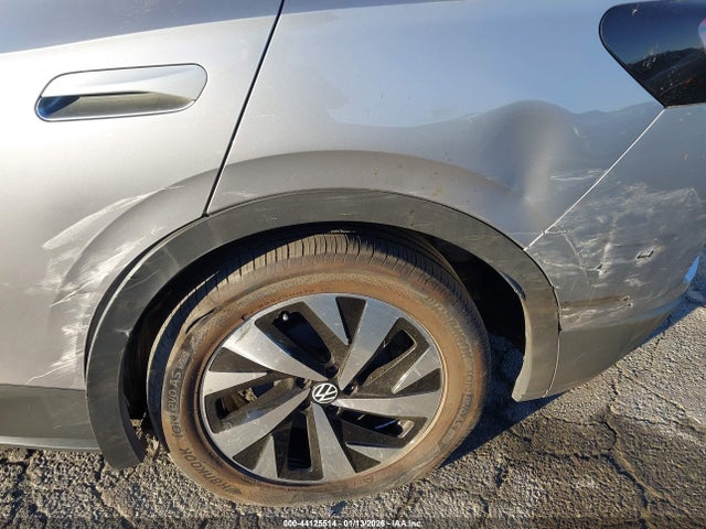 2023 Volkswagen Id.4 Pro მანქანა იყიდება აუქციონზე, vin: 1V2CMPE84PC039402, აუქციონის ნომერი: 44125514