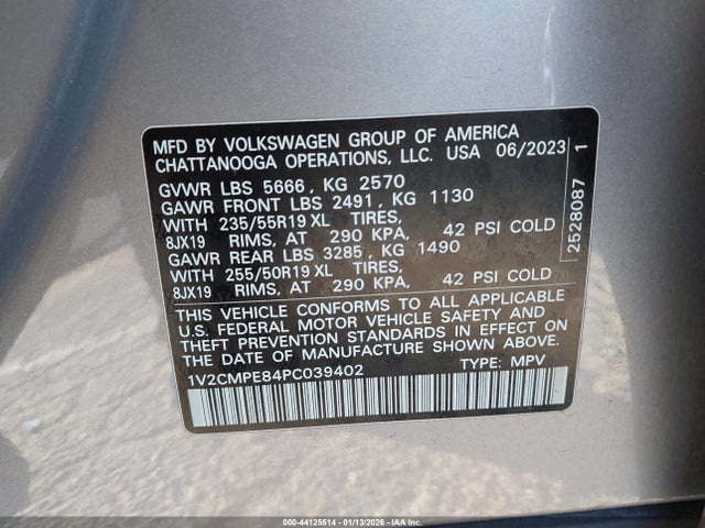 2023 Volkswagen Id.4 Pro მანქანა იყიდება აუქციონზე, vin: 1V2CMPE84PC039402, აუქციონის ნომერი: 44125514