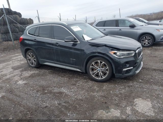 2016 BMW X1 WBXHT3C31GP880261