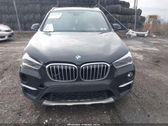 2016 BMW X1 WBXHT3C31GP880261 Photo 5