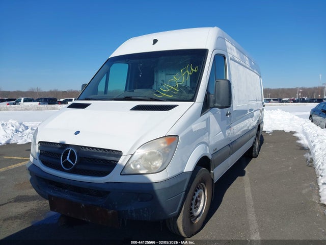 2011 Mercedes-benz Sprinter 2500 High Roof მანქანა იყიდება აუქციონზე, vin: WD3PE8CB2B5580394, აუქციონის ნომერი: 44125566