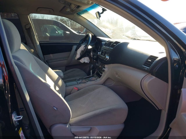 Aukcja sprzedaży 2011 Toyota Highlander Base V6, vin: 5TDBK3EH7BS067892, numer aukcji: 44125575