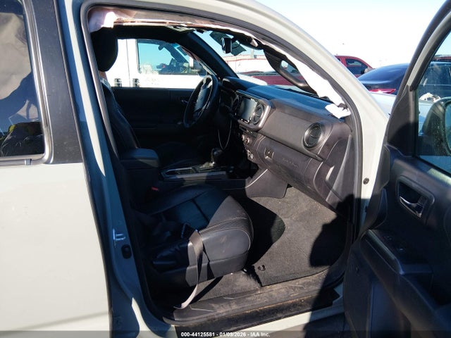 3TMCZ5AN5NM489476 Toyota Tacoma Trd Off Road