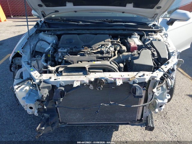 4T1G11AK9NU039439 Toyota CAMRY SE
