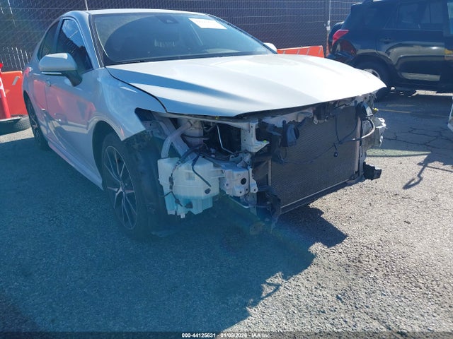 4T1G11AK9NU039439 Toyota CAMRY SE