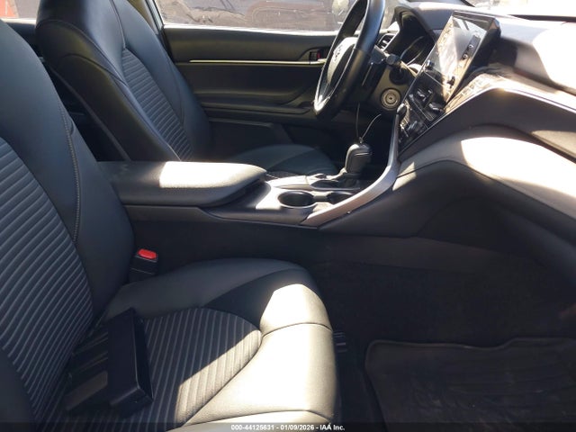 4T1G11AK9NU039439 Toyota CAMRY SE