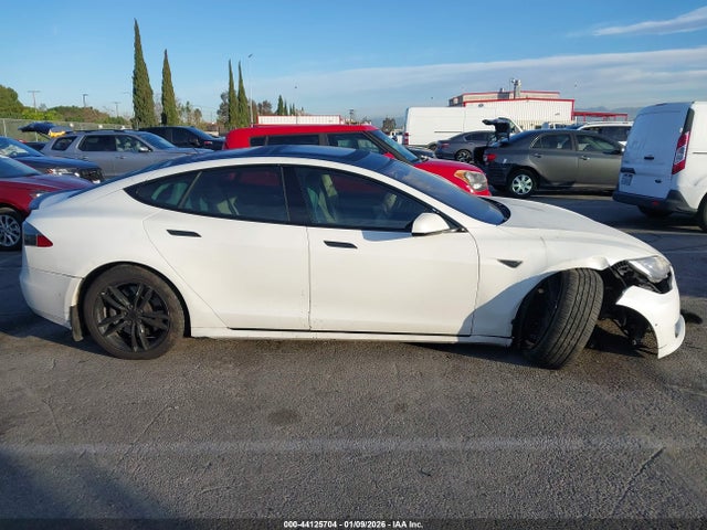 Tesla Model S 60d/70d/75d/85d/90d 2016 5YJSA1E28GF131436 Image 12