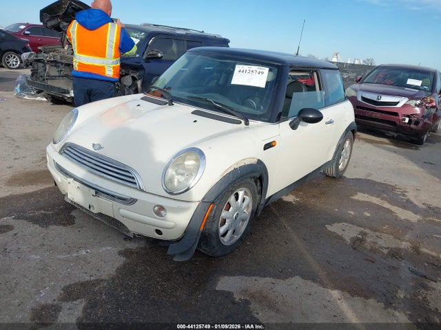 Продажа на аукционе авто 2004 Mini Cooper, vin: WMWRC33494TJ59809, номер лота: 44125749