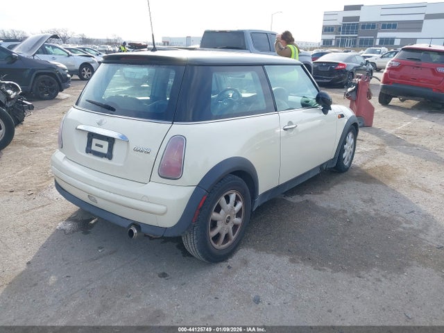 Продажа на аукционе авто 2004 Mini Cooper, vin: WMWRC33494TJ59809, номер лота: 44125749
