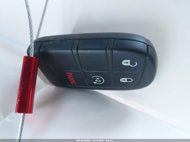 2021 JEEP RENEGADE ZACNJCAB8MPM38413 Photo 10