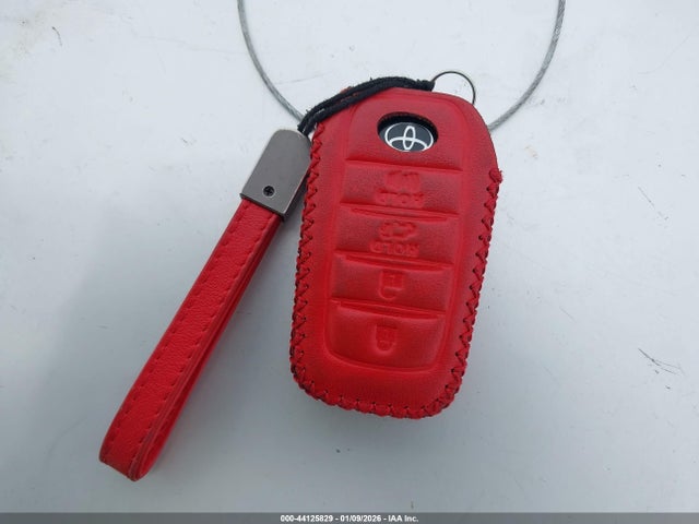 2023 TOYOTA RAV4 PRIME JTMEB3FV1PD164929 Photo 10