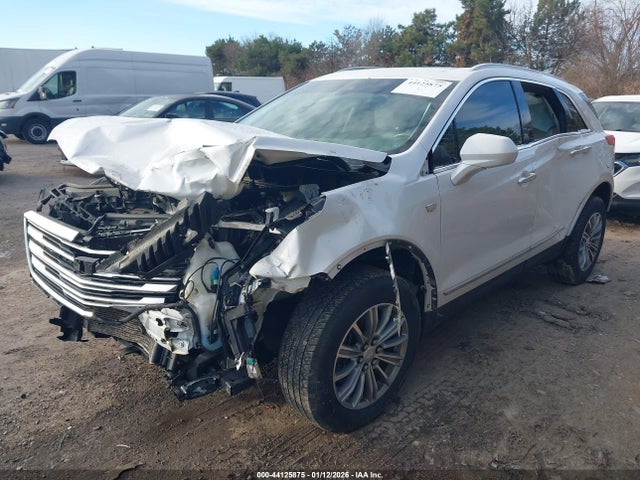 44125875 :رقم المزاد ، 1GYKNBRS7HZ209182 vin ، 2017 Cadillac Xt5 Luxury مزاد بيع