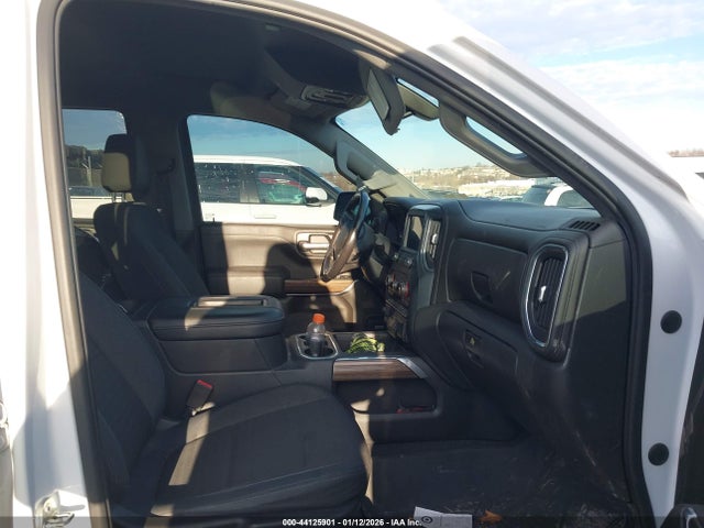 3GCUYEED1KG207577 Chevrolet Silverado 1500 Rst