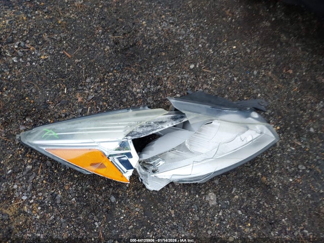1FMCU9GX4GUA57552 Ford ESCAPE SE