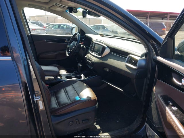 5XYPKDA50KG535305 KIA Sorento 3.3l Sx