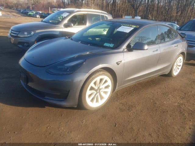 2022 TESLA MODEL 3 5YJ3E1EB0NF181589 Photo 1