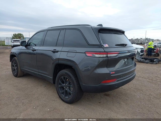 2025 JEEP GRAND CHEROKEE 1C4RJGAG6S8767834 Photo 2