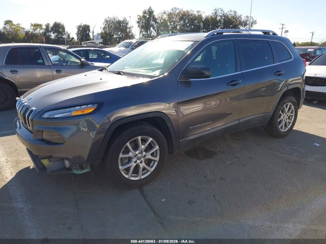 1C4PJLCS7GW171054 Jeep Cherokee Latitude