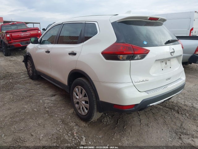 Nissan ROGUE S 2018 5N1AT2MT3JC713630 Image 3