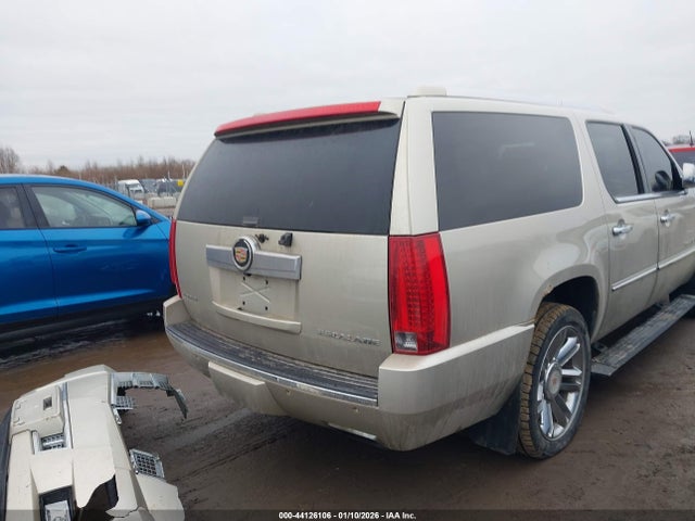 Продаж на аукціоні авто 2014 Cadillac Escalade Esv Platinum Edition, vin: 1GYS4KEF6ER160760, номер лоту: 44126106