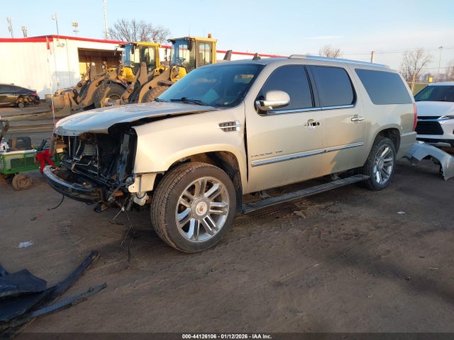 2014 CADILLAC ESCALADE ESV 1GYS4KEF6ER160760 Photo 1