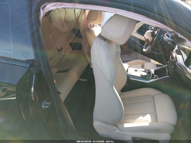 3MW43CM08S8F13541 BMW M240 I