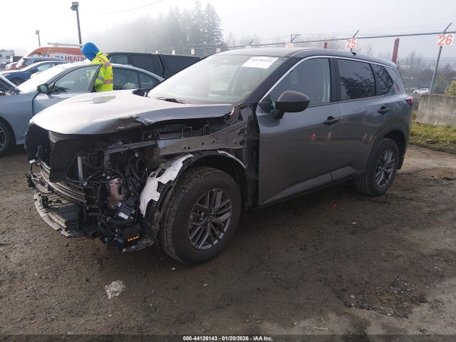 5N1BT3AB8RC736726 Nissan Rogue S Intelligent Awd