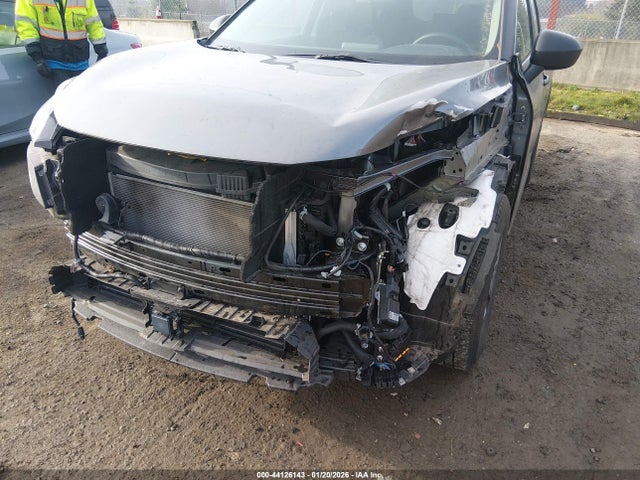 5N1BT3AB8RC736726 Nissan Rogue S Intelligent Awd