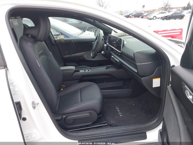 2025 HYUNDAI IONIQ 6 KMHM34AC4SA087094 Photo 4