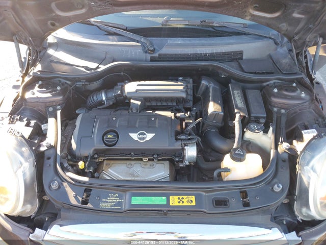 2009 MINI COOPER CLUBMAN WMWML33529TX35461 Photo 9