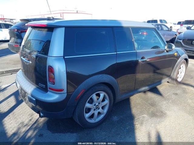 2009 MINI COOPER CLUBMAN WMWML33529TX35461 Photo 3