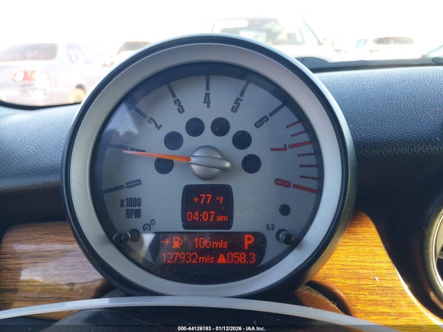 2009 MINI COOPER CLUBMAN WMWML33529TX35461 Photo 6