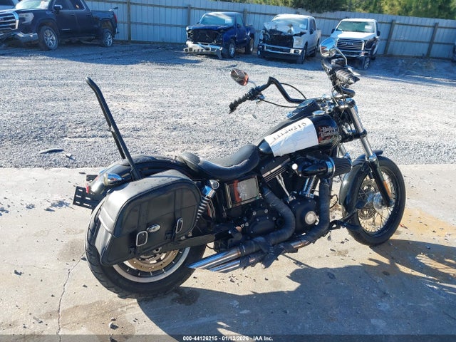 2017 HARLEY-DAVIDSON FXDB 1HD1GXM18HC324222 Photo 3