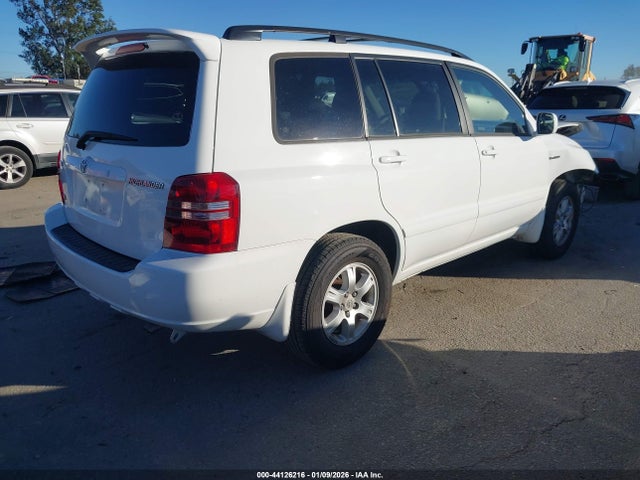 2002 TOYOTA HIGHLANDER JTEGF21A720030885 Photo 3