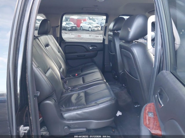 Aukcja sprzedaży 2011 Chevrolet Suburban 1500 Lt1, vin: 1GNSKJE32BR360596, numer aukcji: 44126232