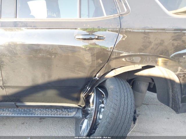 1GNSKPKD0PR538724 Chevrolet Tahoe 4wd Z71