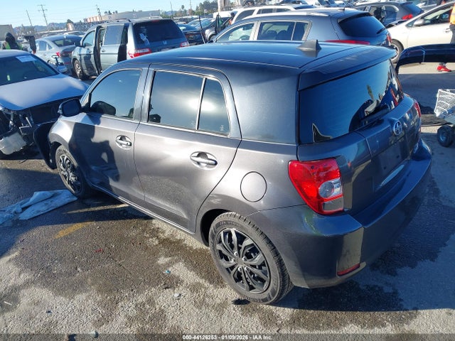 JTKKUPB48E1041668 Scion XD