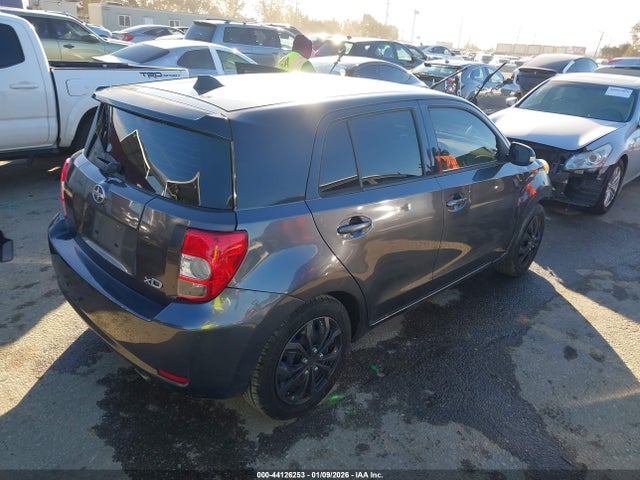 JTKKUPB48E1041668 Scion XD