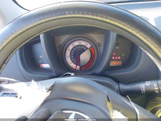 JTKKUPB48E1041668 Scion XD