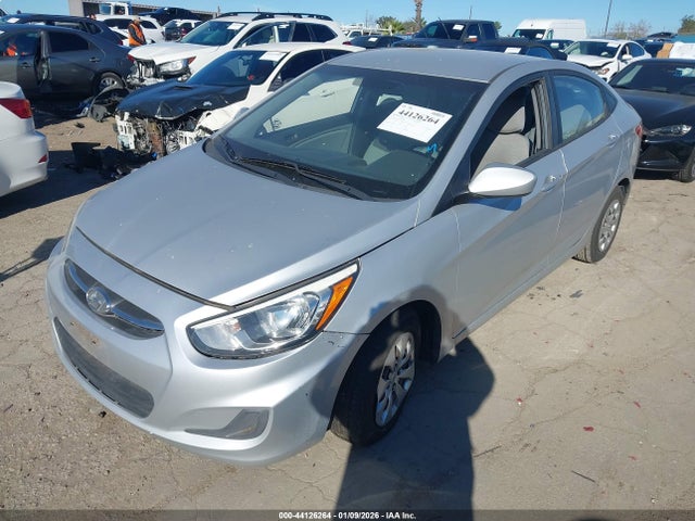 Hyundai ACCENT GLS 2015 KMHCT4AE5FU928079 Image 2
