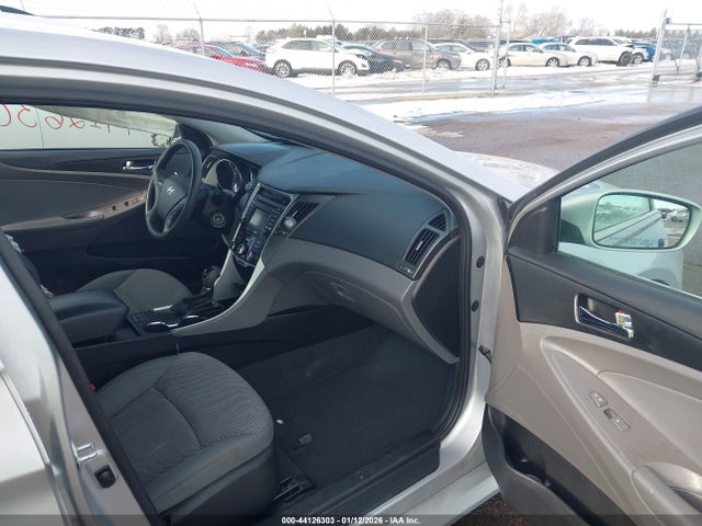5NPEB4AC0EH919958 Hyundai SONATA GLS