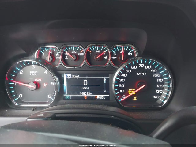 1GNSKHKC6JR230123 Chevrolet Suburban Lt