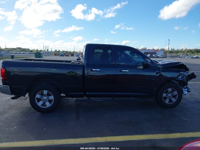 2017 Ram 1500 Slt  4x2 6'4 Box მანქანა იყიდება აუქციონზე, vin: 1C6RR6GG1HS651115, აუქციონის ნომერი: 44126354