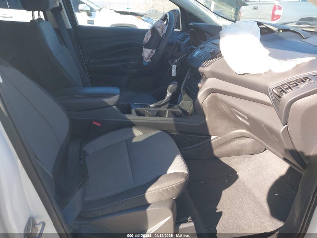 1FMCU9GD1HUC46912 Ford ESCAPE SE