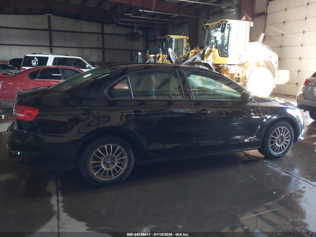 3VW1K7AJ4FM318804 Volkswagen Jetta 2.0l S