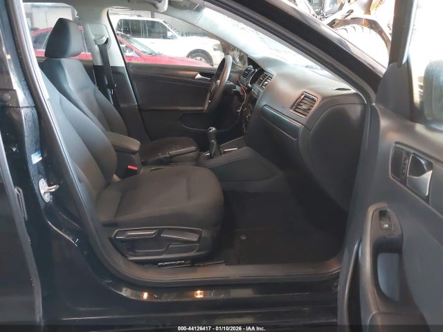 3VW1K7AJ4FM318804 Volkswagen Jetta 2.0l S