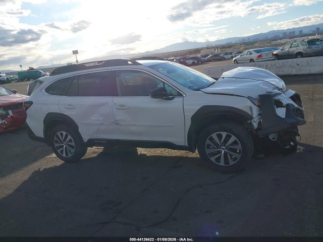 4S4BTADC3S3234625 Subaru Outback Premium