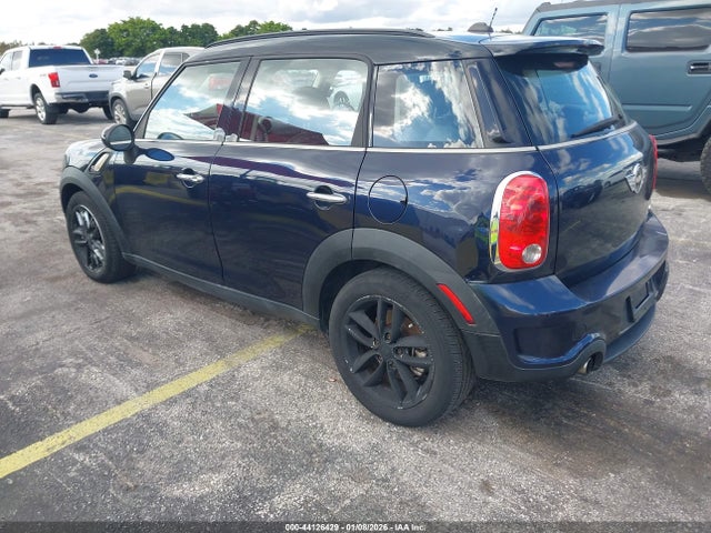 2011 MINI COOPER S COUNTRYMAN WMWZC3C51BWM25926 Photo 2