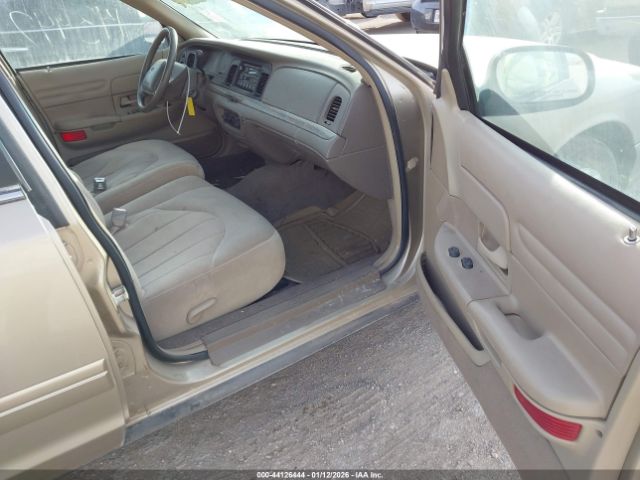 1999 FORD CROWN VICTORIA 2FAFP73W4XX136437 Photo 4